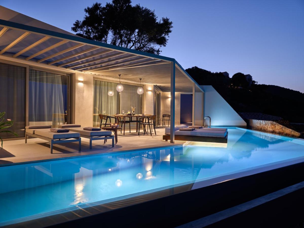 Yoma Cove * Volimes