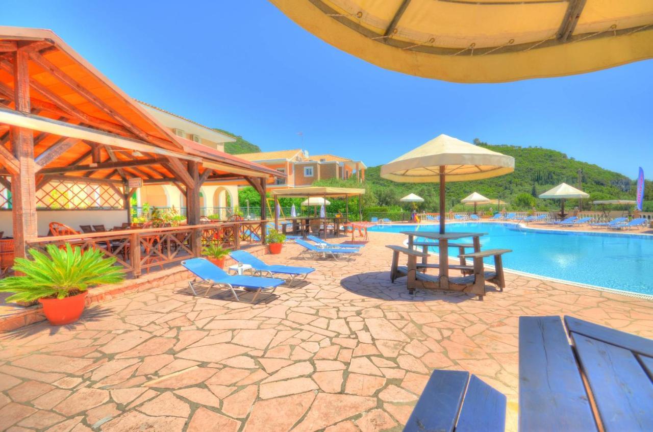 Mermaid Pool And Bar