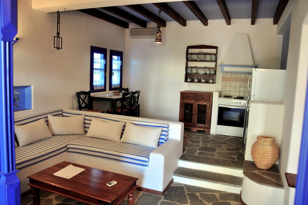 Nefeli Leros 3*