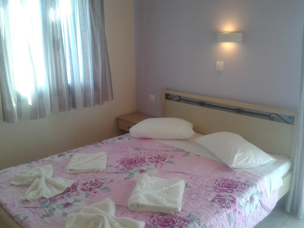 Vassilis Apartment