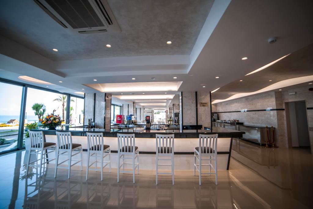 Beach Hotel 3*