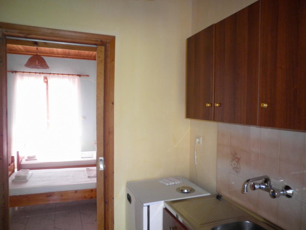 Apartment Kostas Studios