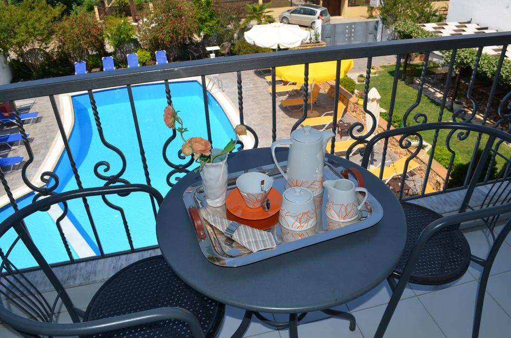Elanios Zeus Aparthotel