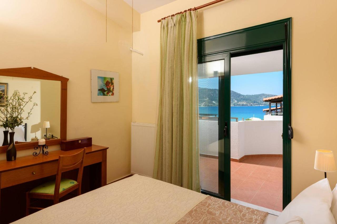 Zoe's Sea View