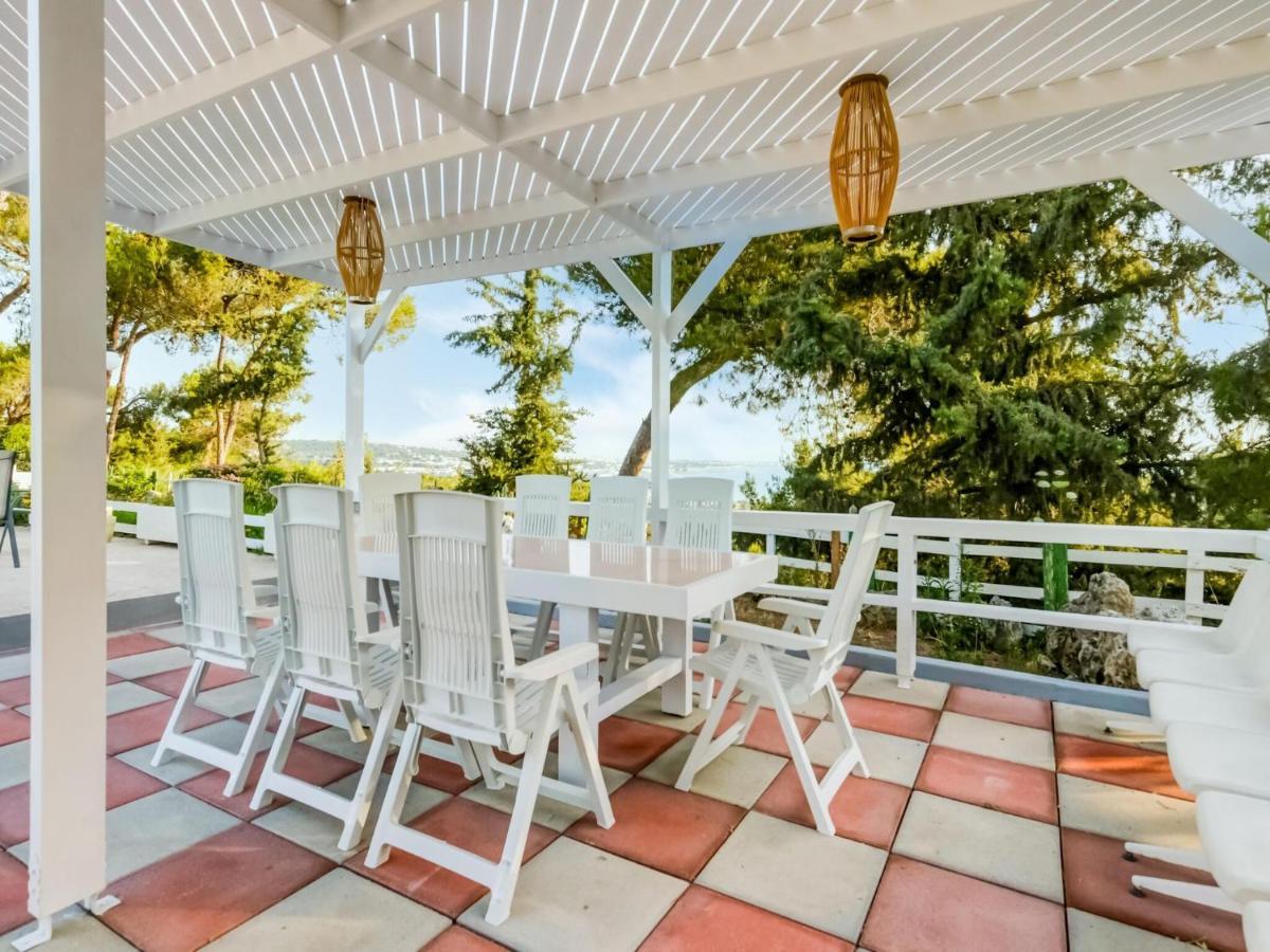 Beautiful With Private Pool Holiday home *