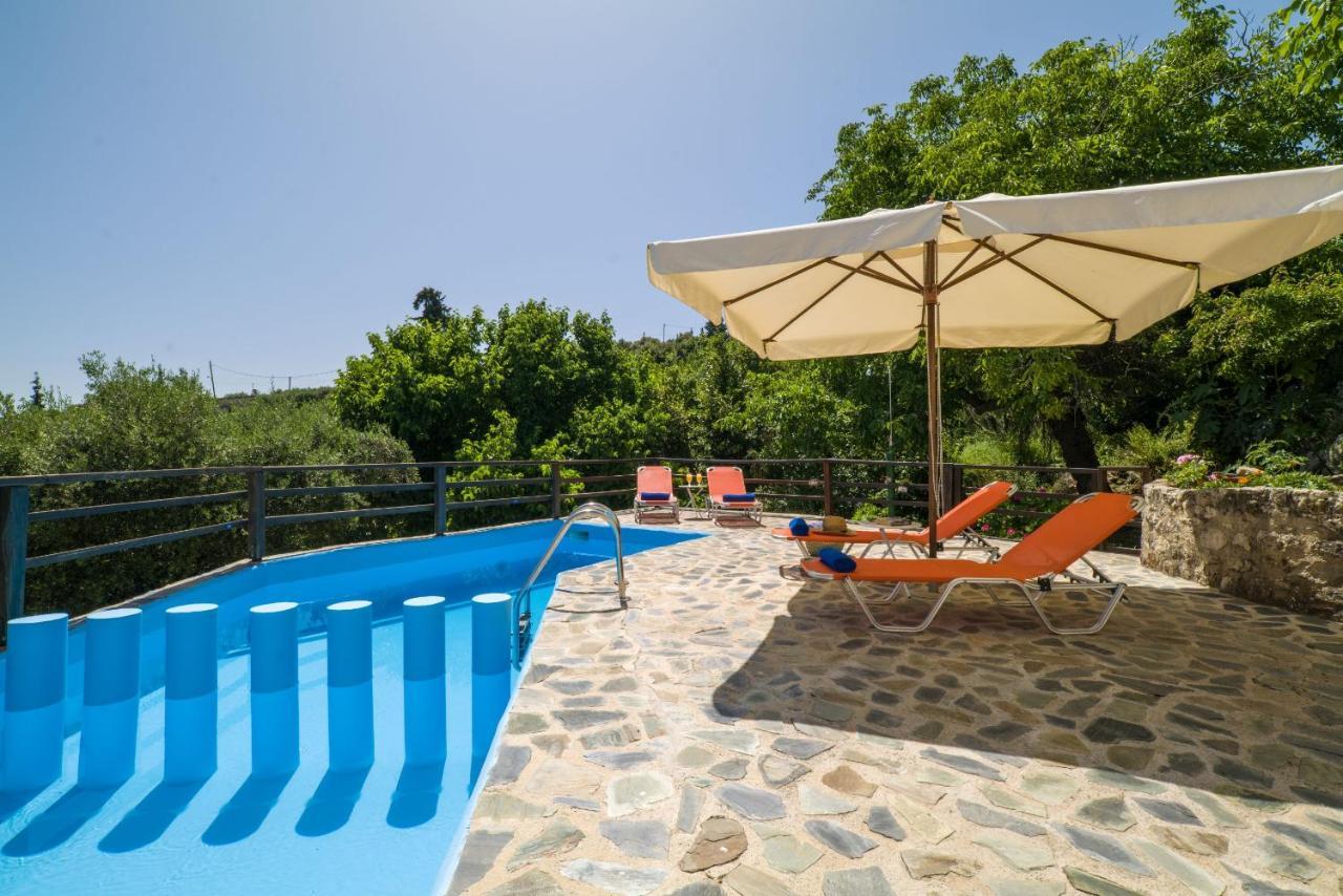 Villa Zoi Tzitzifes