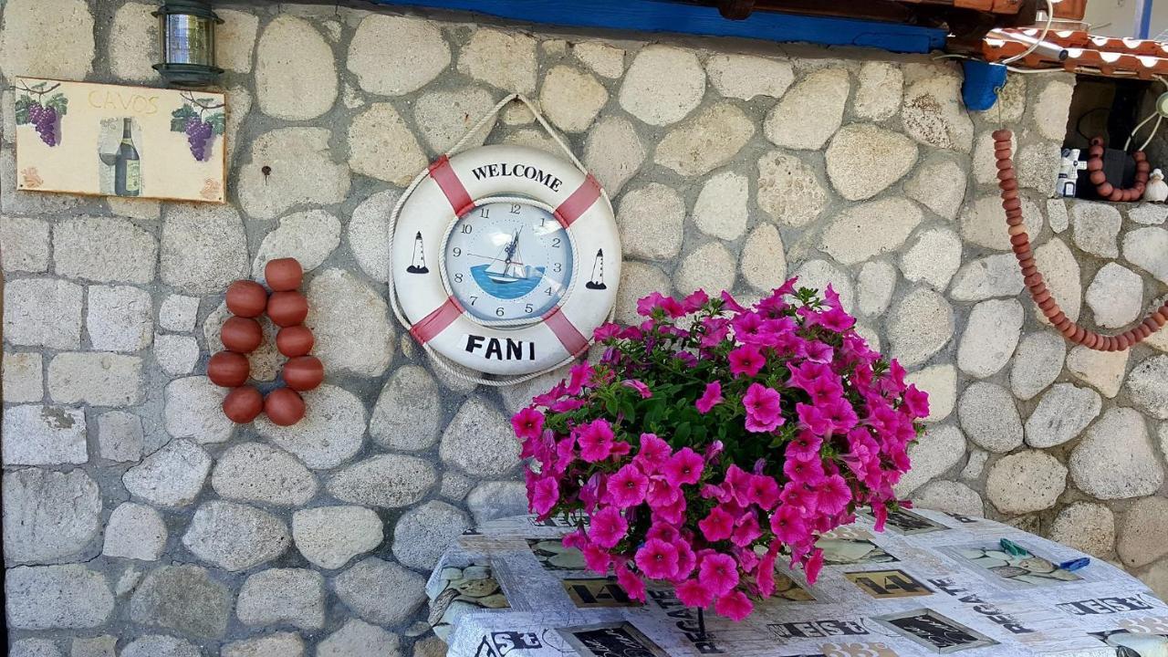 Fani Liakou Apartment
