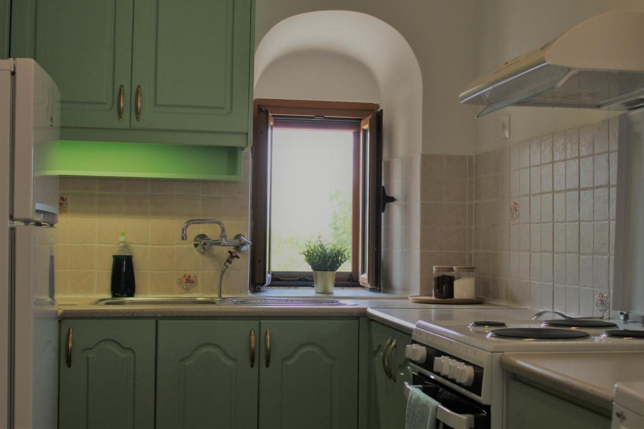 Melita Traditional Stone House * Pyrgos Dirou