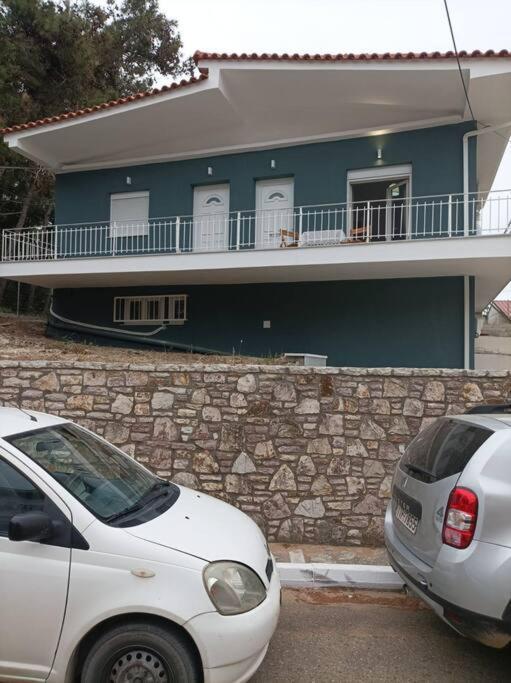 κοντά στην θάλασσα