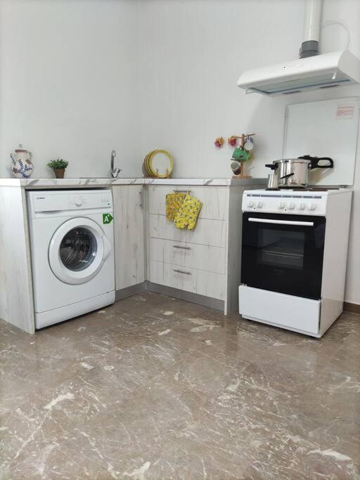 Holiday home κοντά στην θάλασσα *