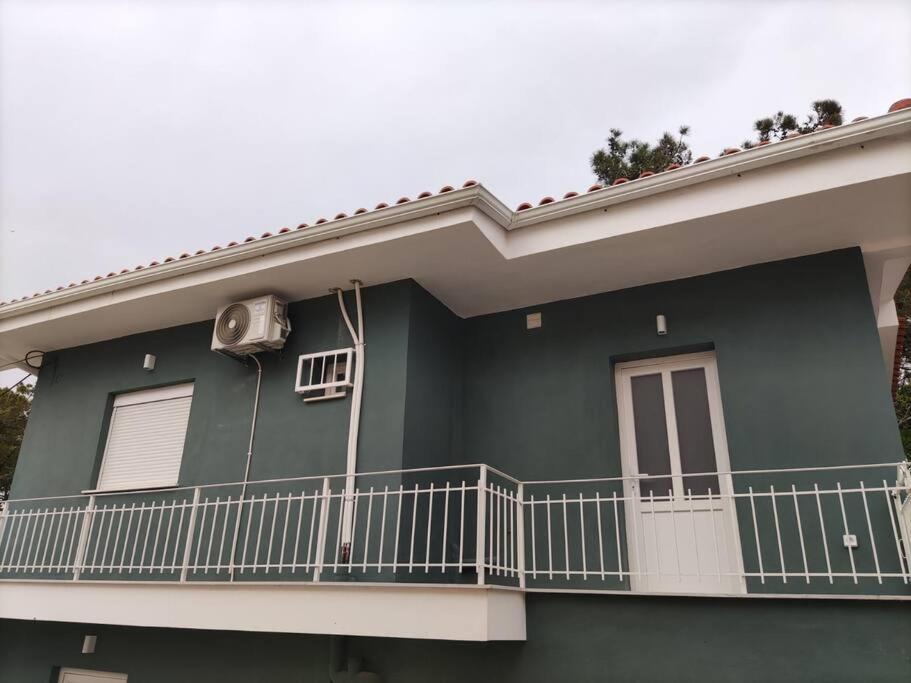 κοντά στην θάλασσα Holiday home