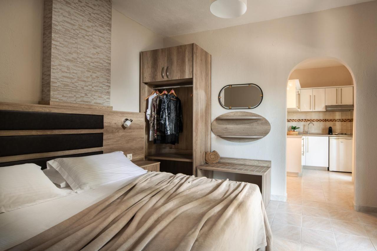 Aparthotel Tsamakdas House