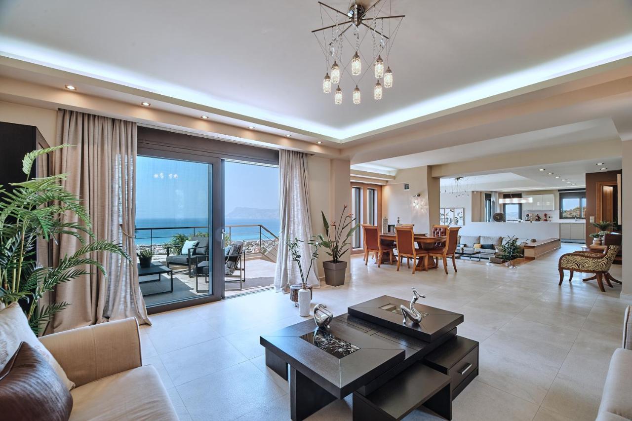 Luxury Argi Infinity Private Pool Villa