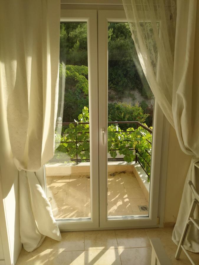 Holiday home Detached House In A Quiet Place