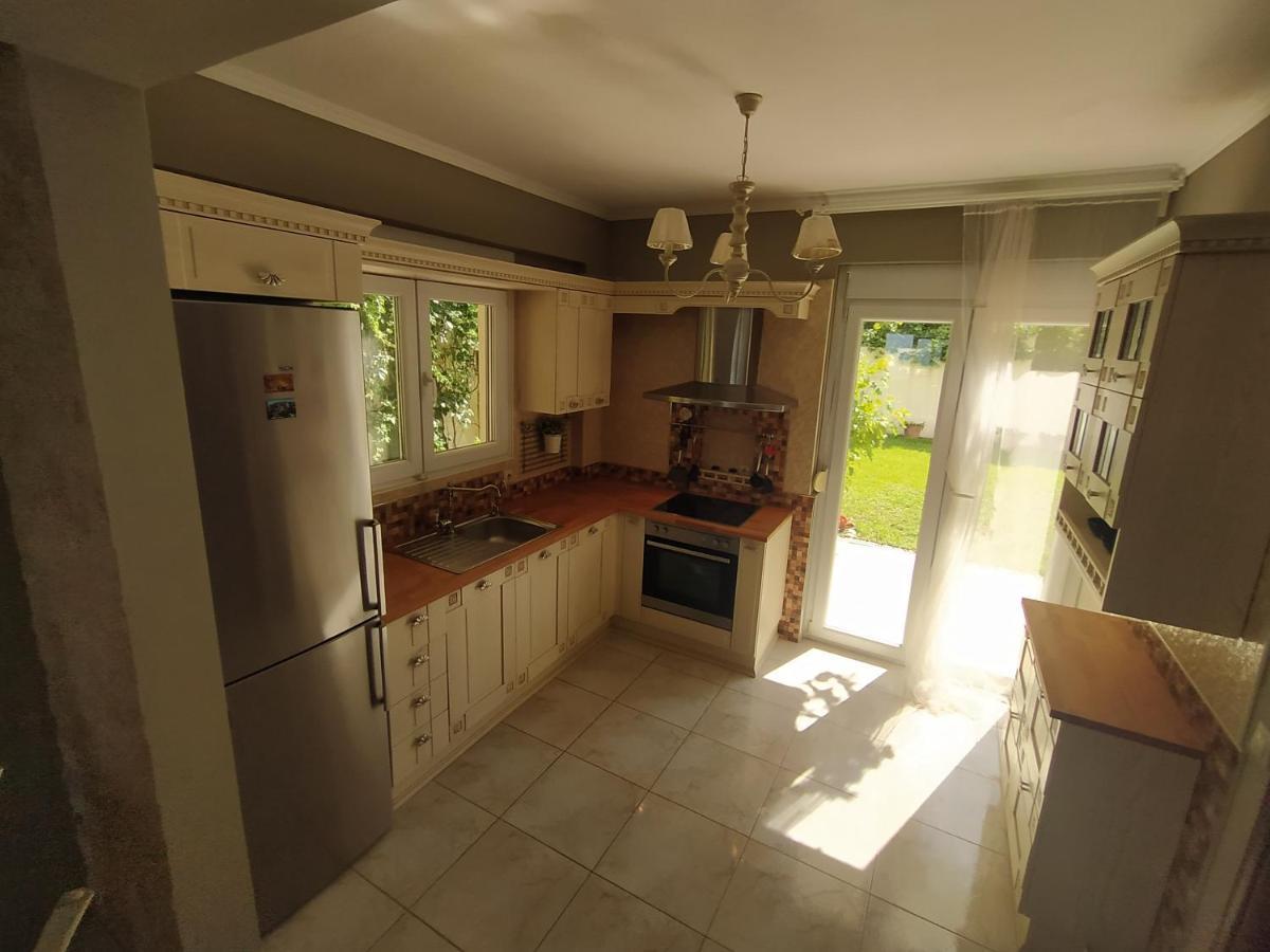 Detached House In A Quiet Place *