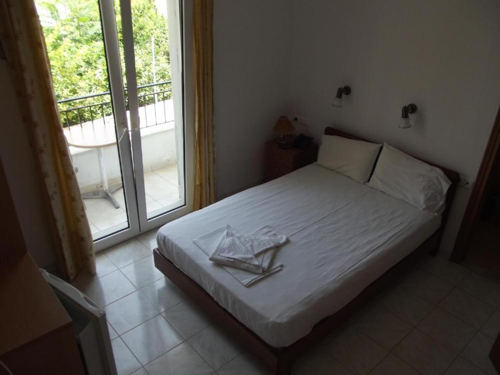 Hotel Minos 2*