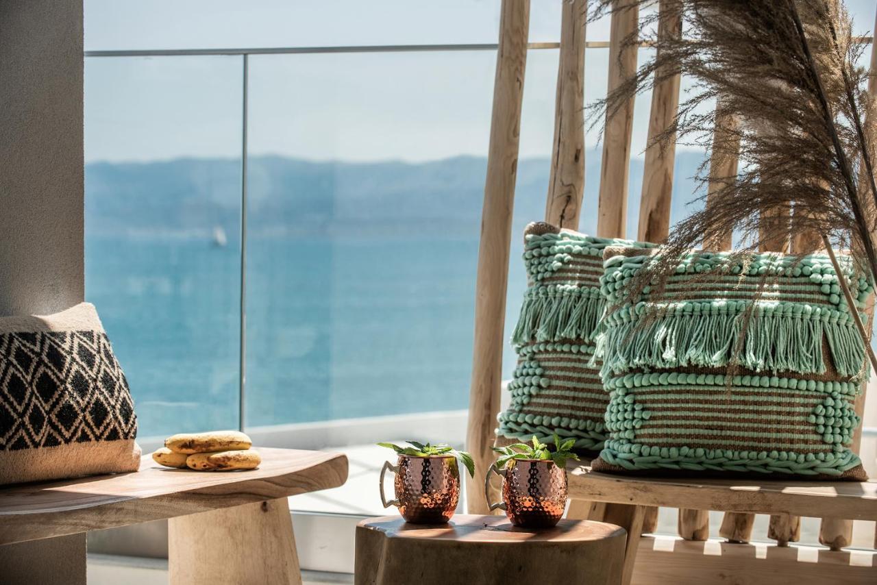 Khroma Luxury 1 Front Apartment