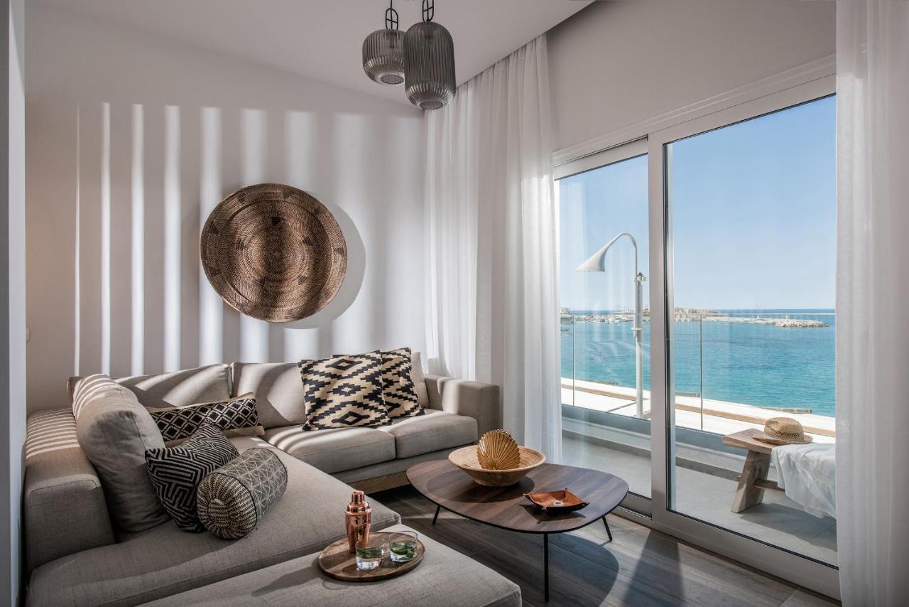 Khroma Luxury 1 Front Apartment *