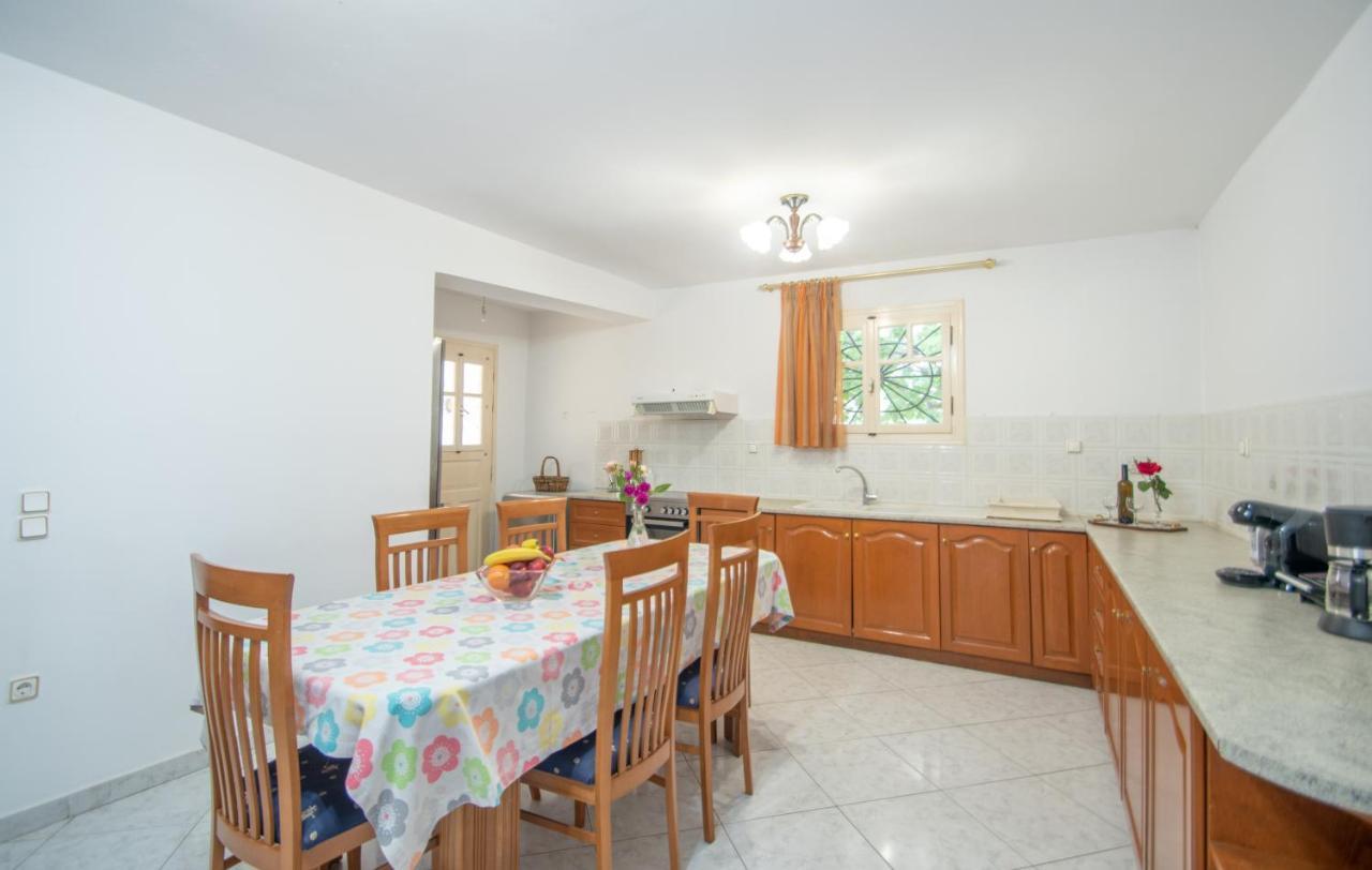 Vrysoula Villa