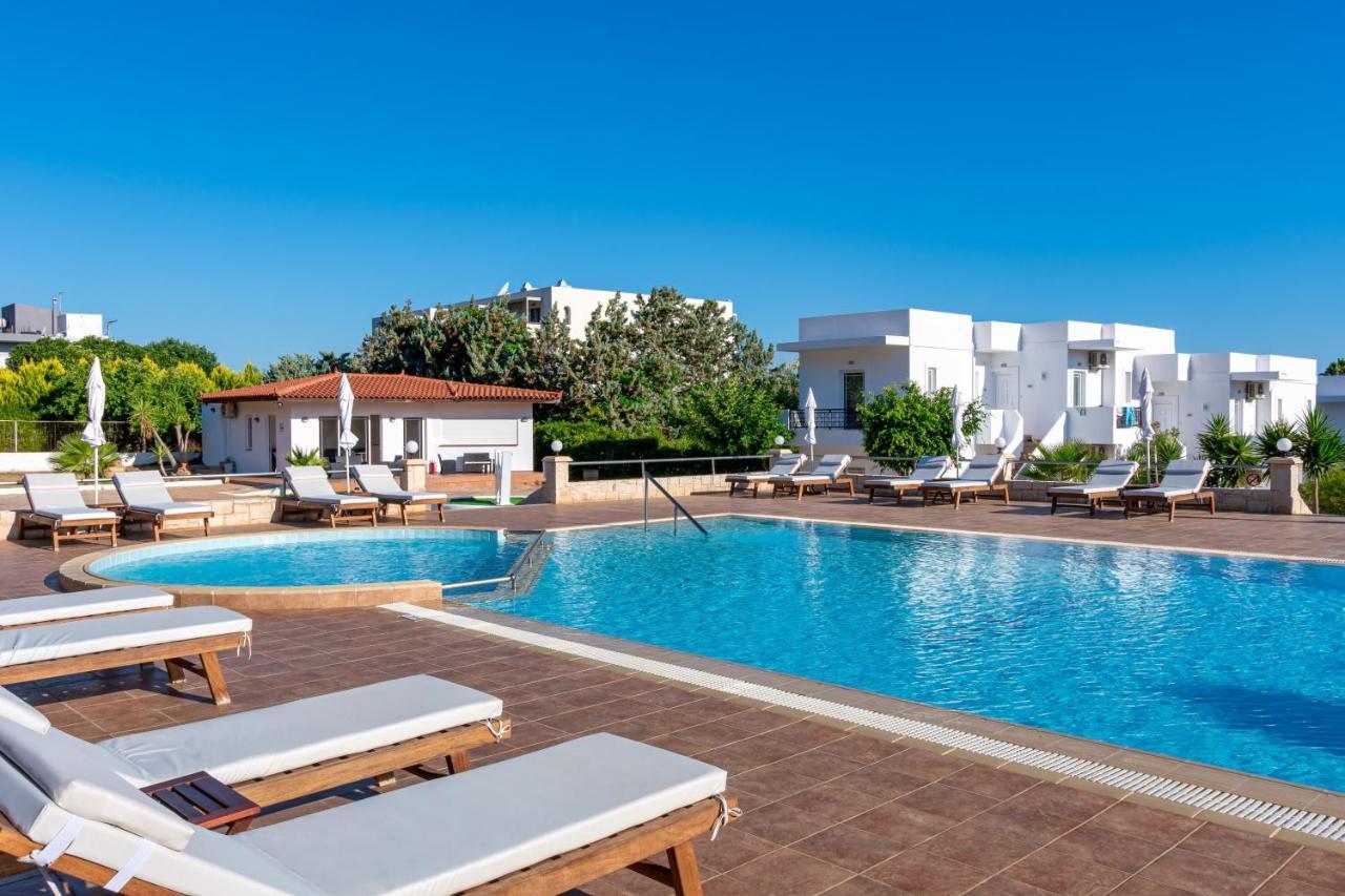 Aparthotel W By Estia 4*
