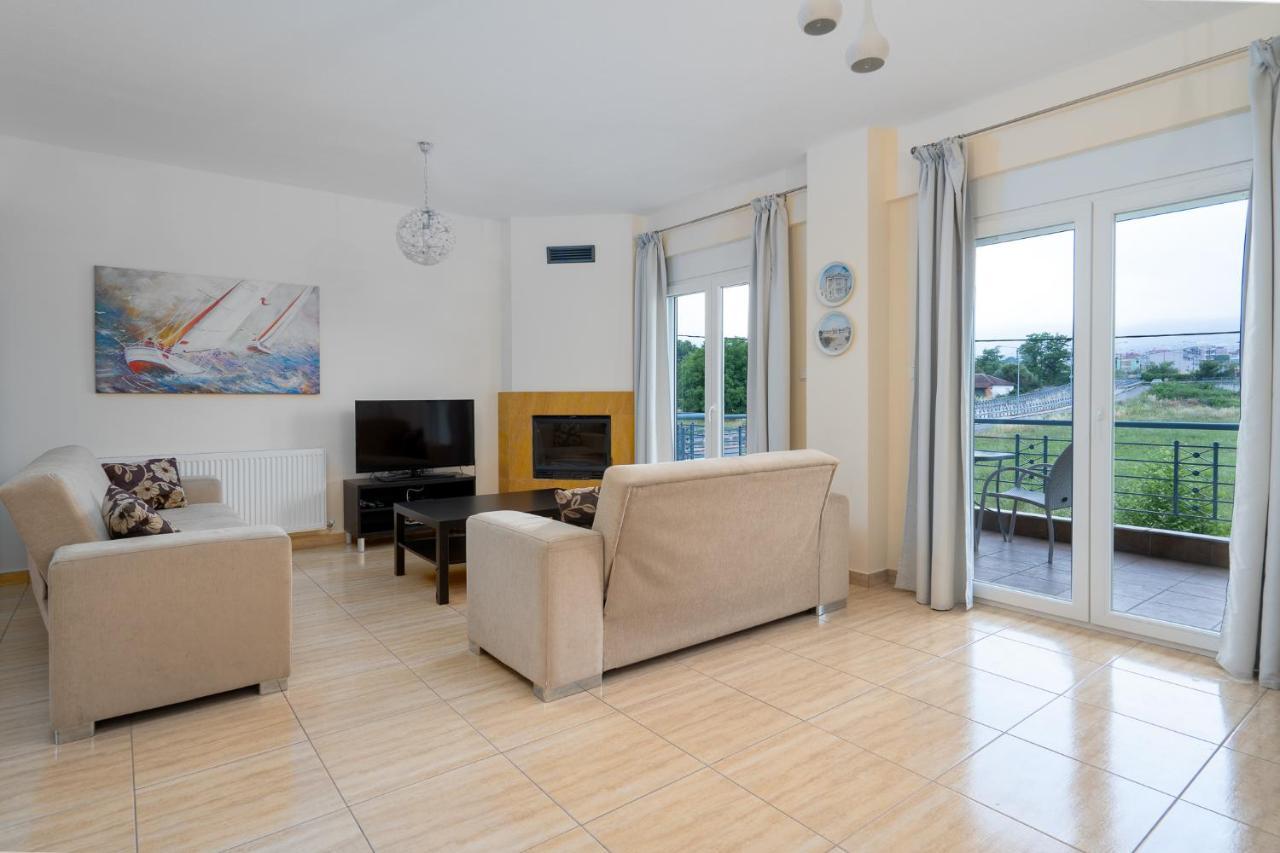 Dias Villa