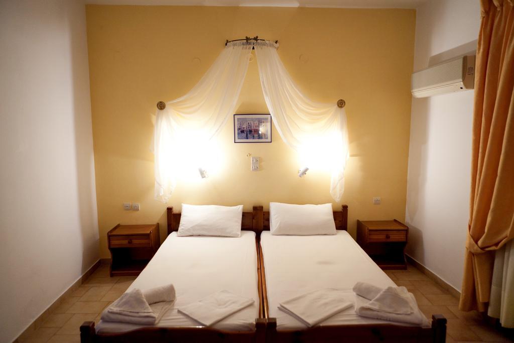Vasilaras 3* Skala (Agistri)