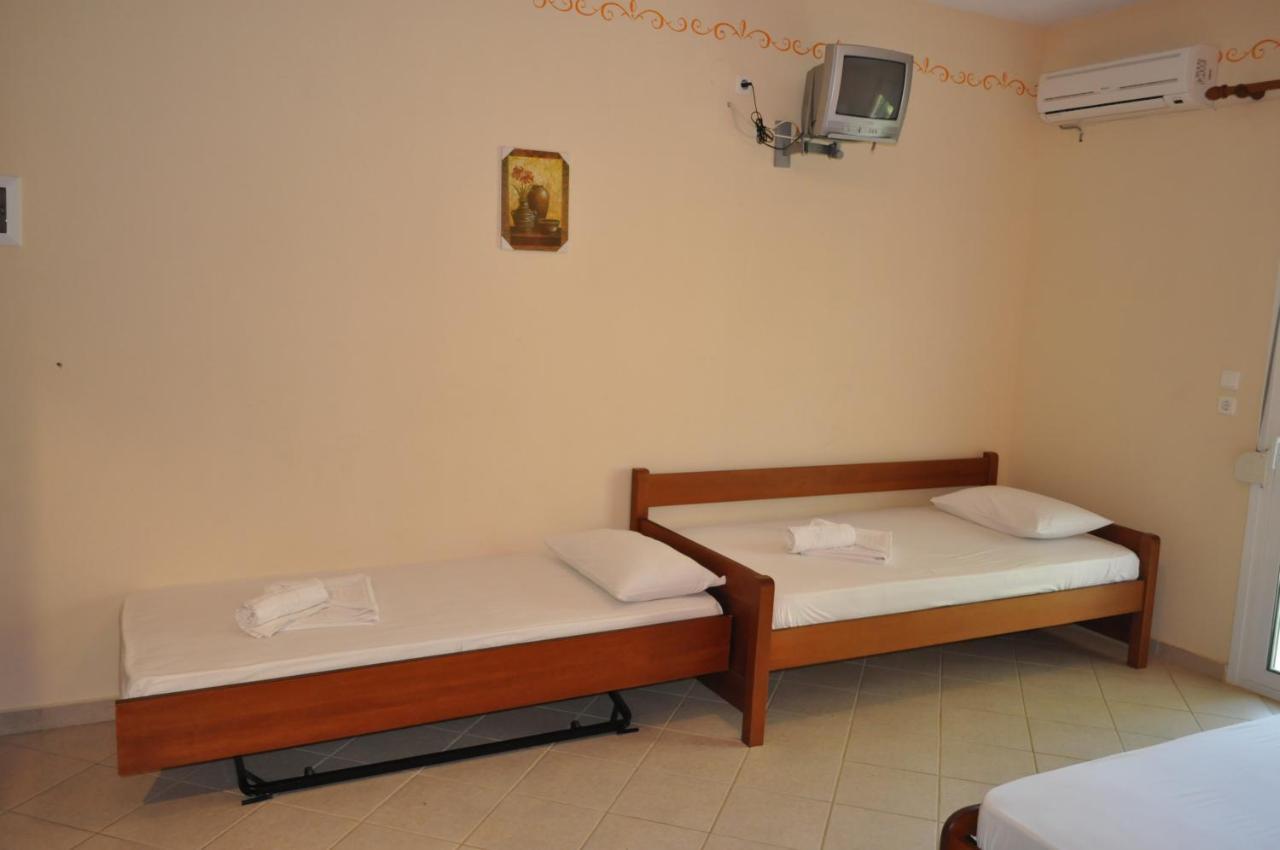 Metaxas Apartment *