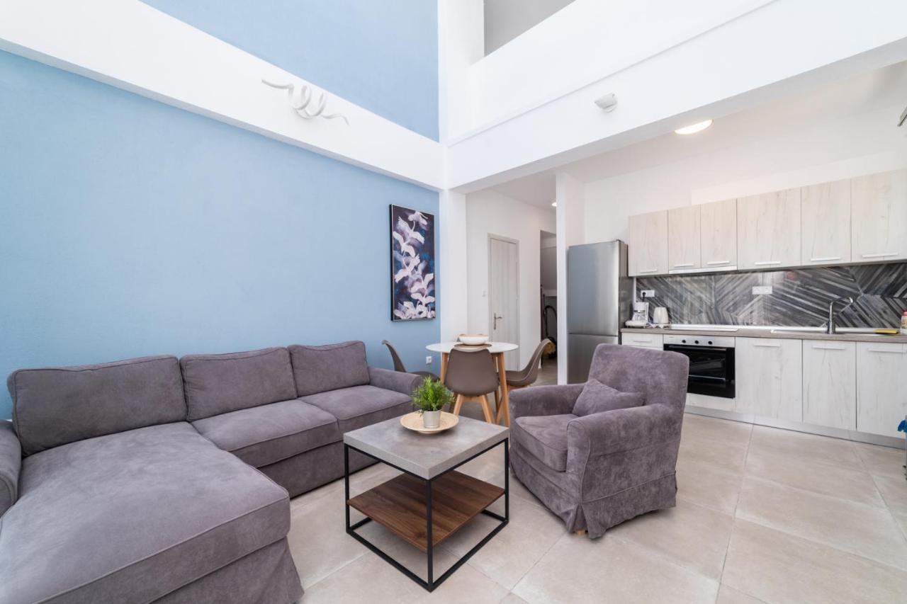Apartment Thalassa & Thalassa Prive Residential Complex Ofrinion