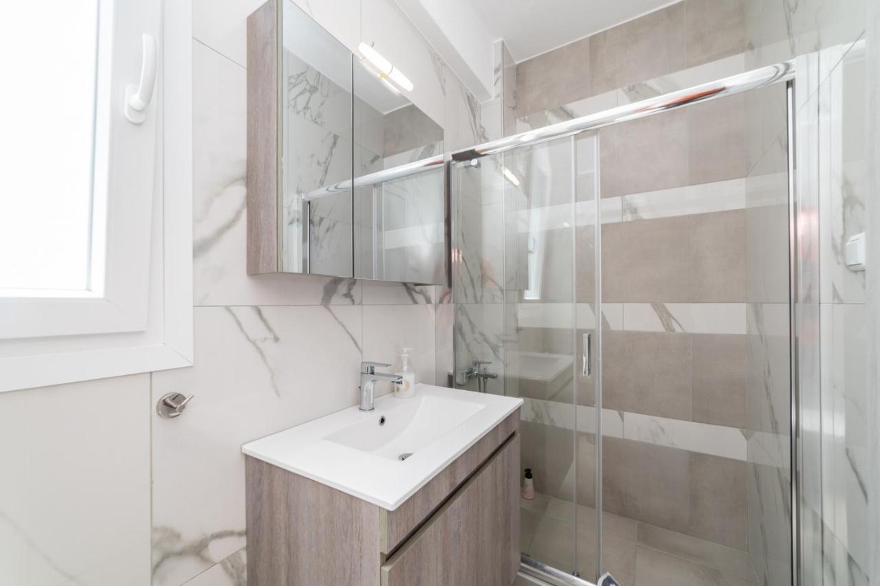 Thalassa & Thalassa Prive Residential Complex Ofrinion