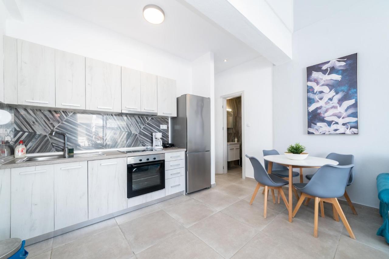 Thalassa & Thalassa Prive Residential Complex Ofrinion