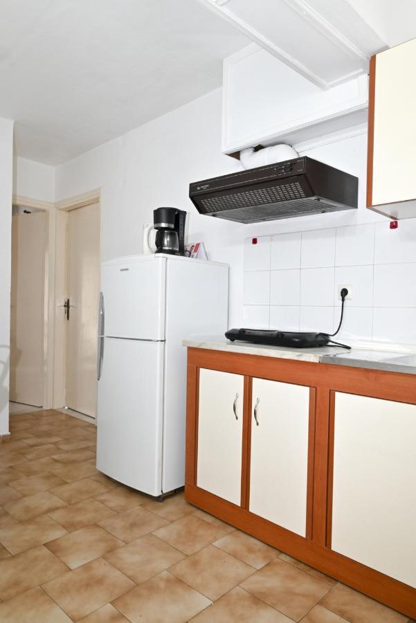 Mike 105 Apartment Liapades