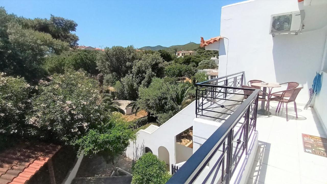 Dea Del Mare Complex In Front Of The Sea. Villa Sounion