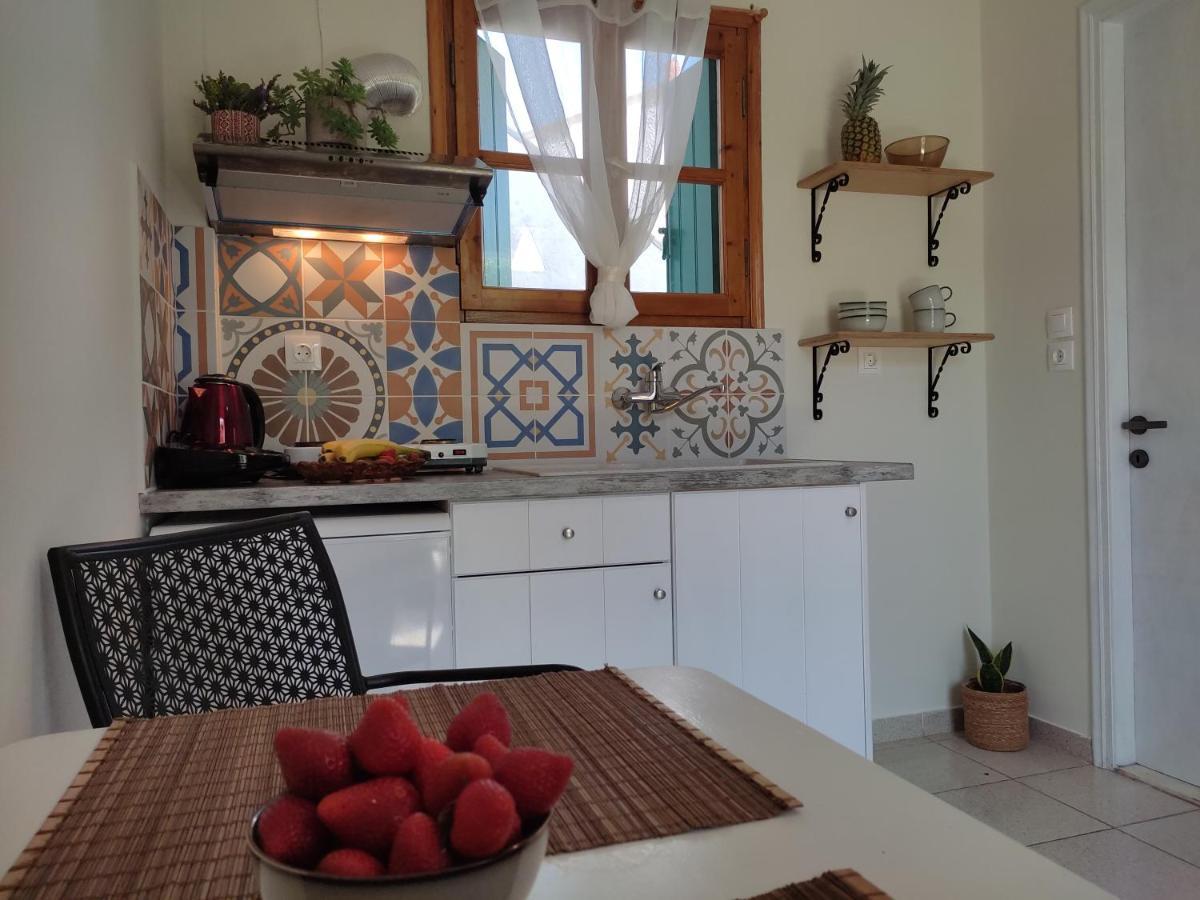 Dafnes Guest house