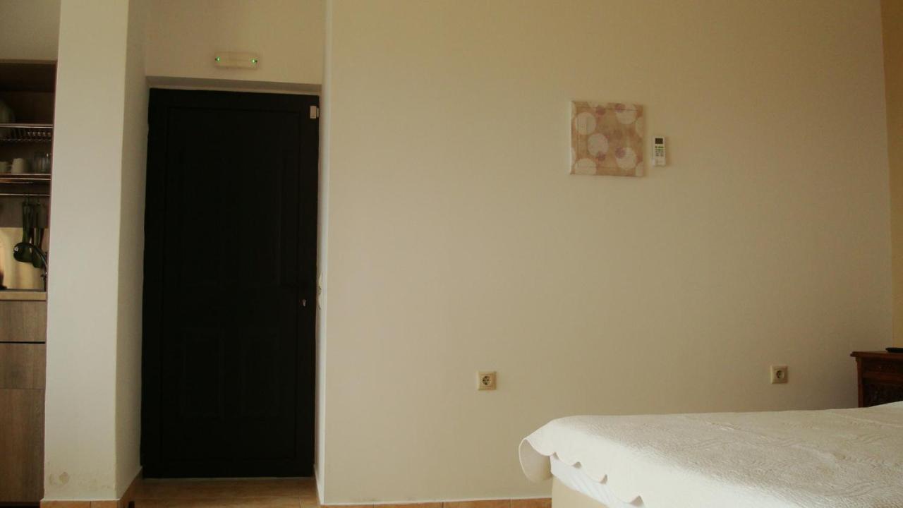 Merlot Village Aparthotel Karia (Lefkada)