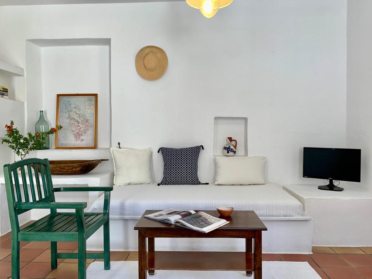 Alkyonis Aparthotel Kamares (Sifnos)