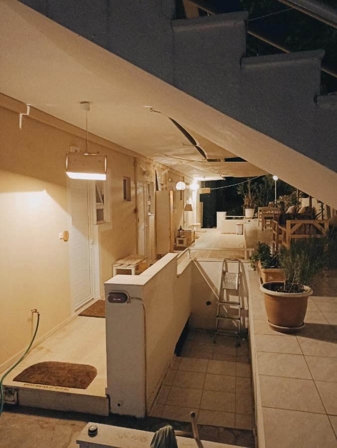 Heras Garden Apartment *