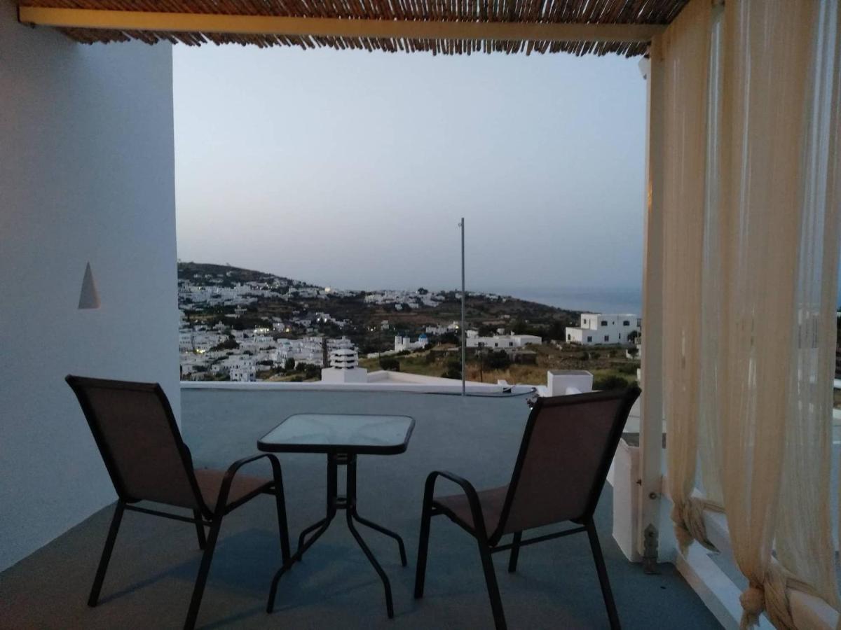 Melissou Place * Apollonia (Sifnos)