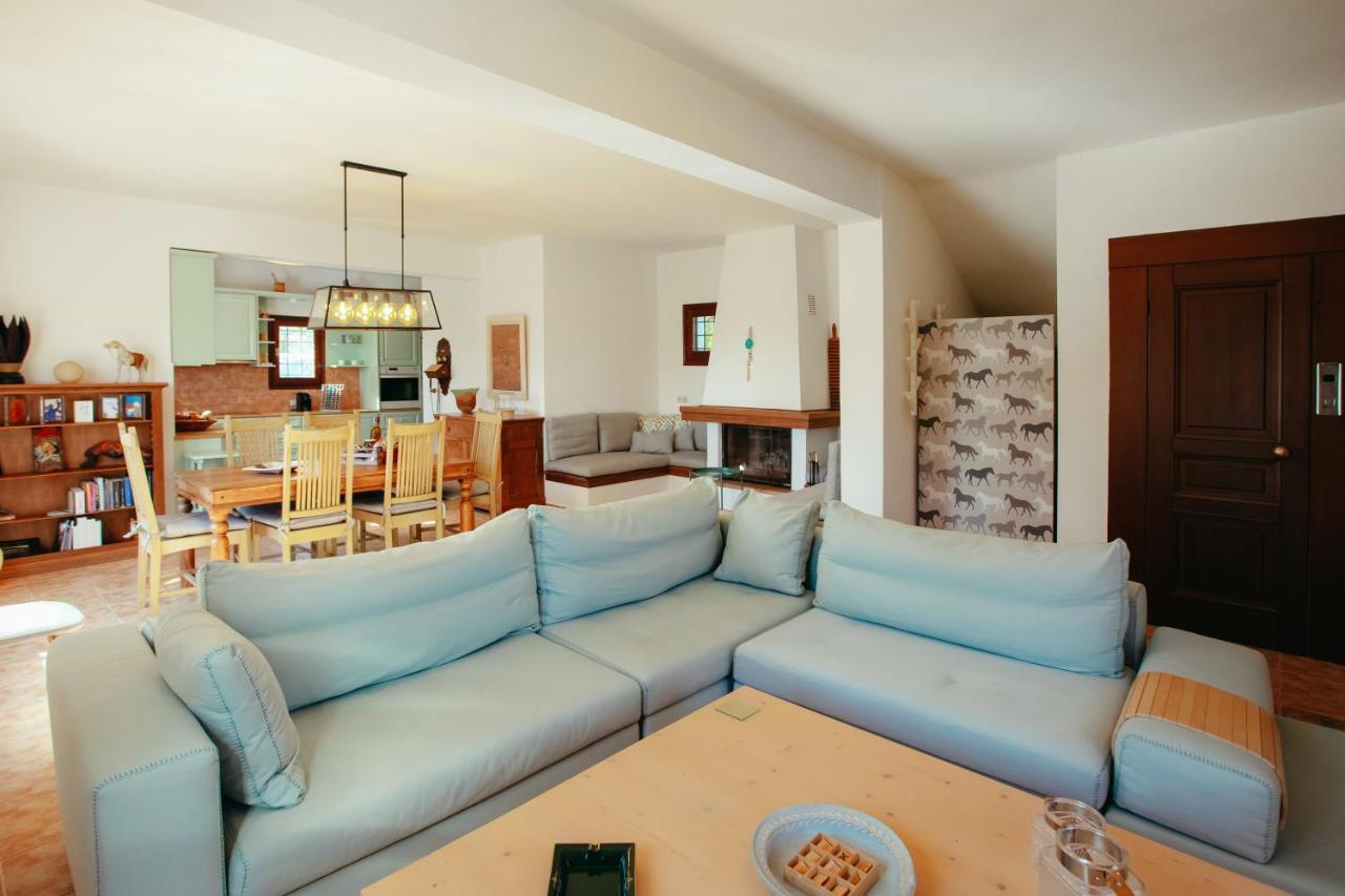 βίλλα φανούλα Fanoula Villa