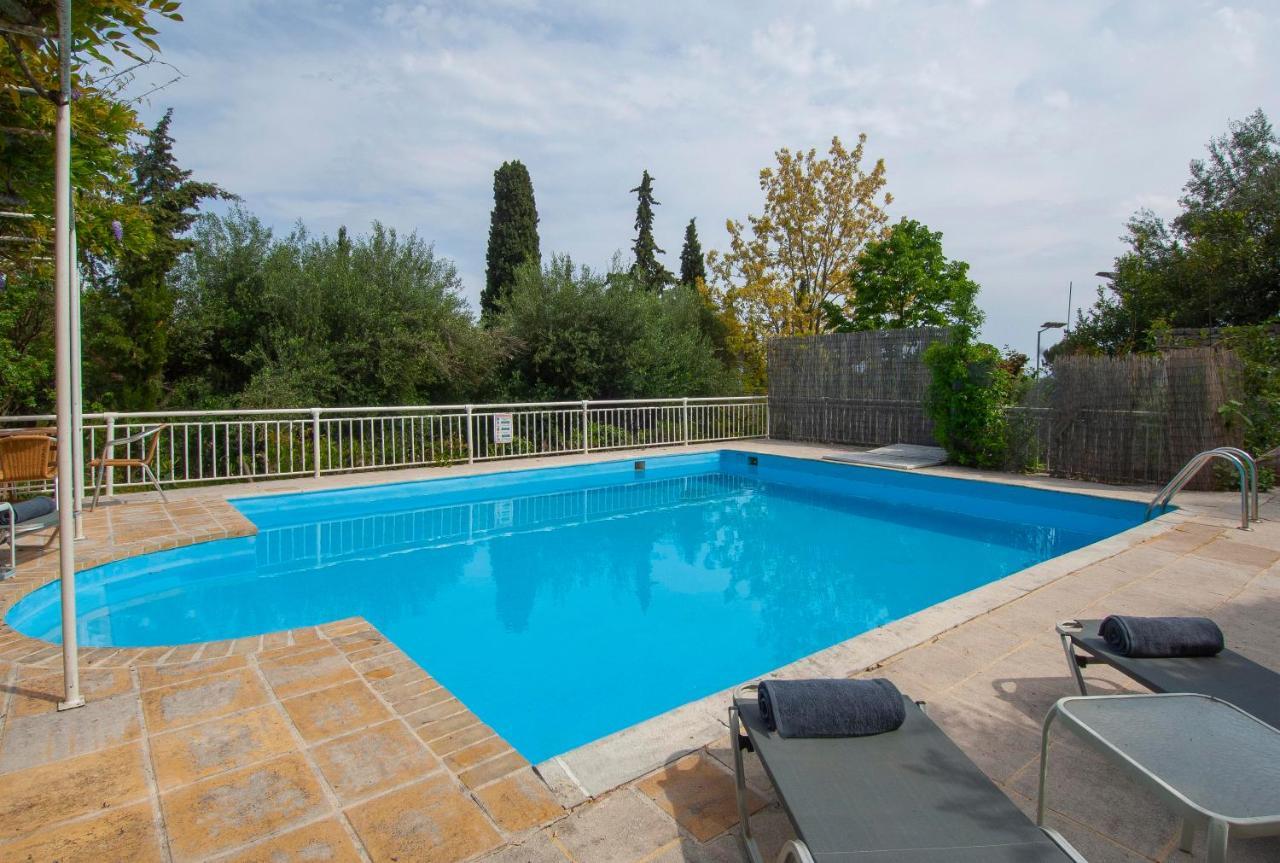 Melina * Nisaki (Corfu)