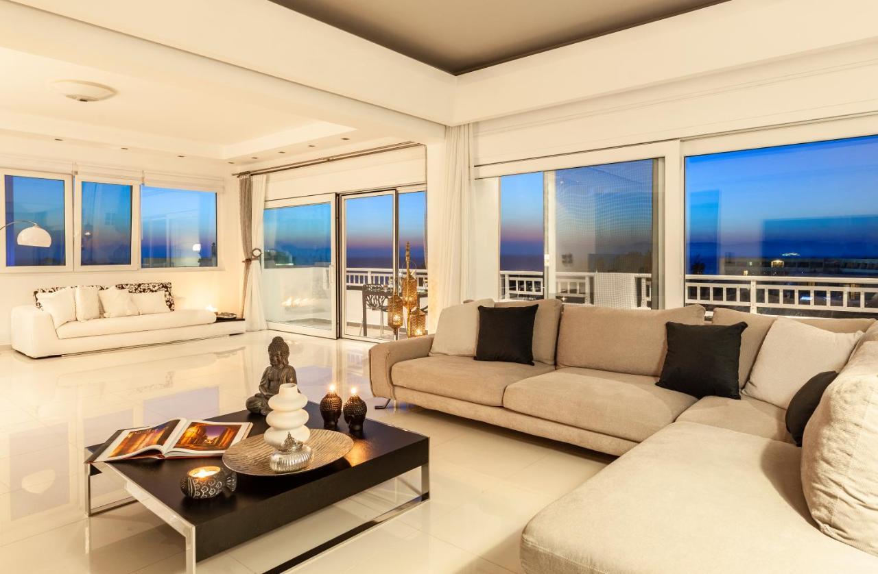 Unique Sea & Sunset Holiday home