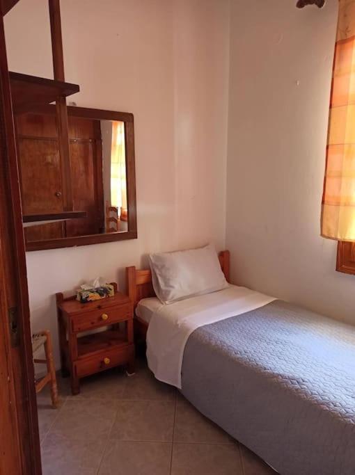 Apartment μπαλκόνι του αιγαίου Father's House In *
