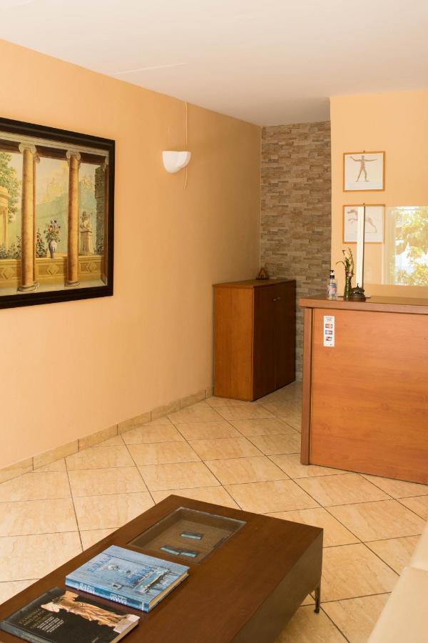 Mirtia Hotel Pefki (Evia)