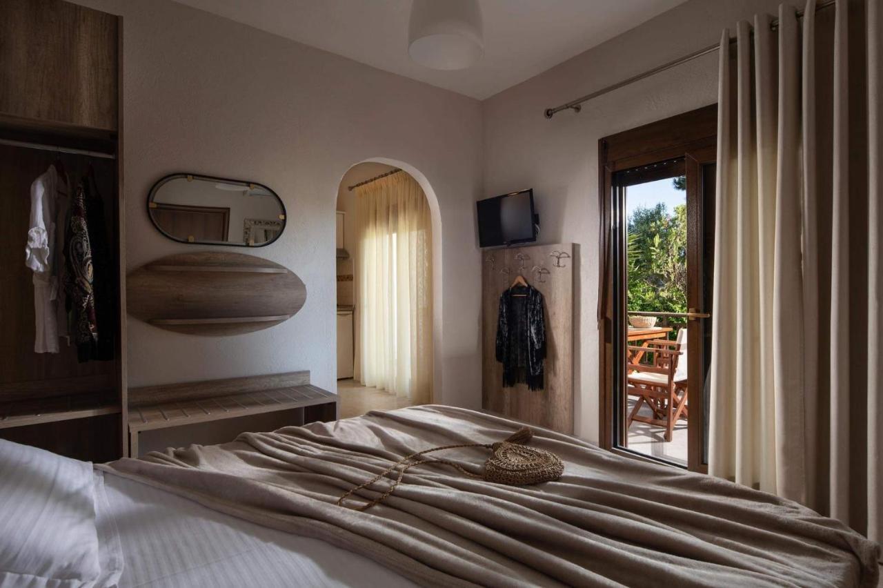 Tsamakdas House Aparthotel 2*