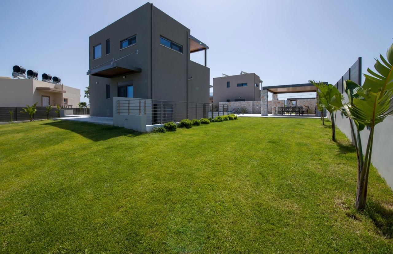 Villa Imperium Luxury Villas-sauna, Jacuzzi, Heated Pool & Gym-chania *