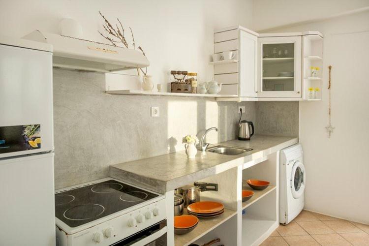 Apartment Anatoli Ambelas