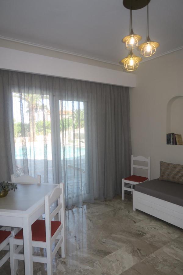 Maria 2* Platanias (Crete)
