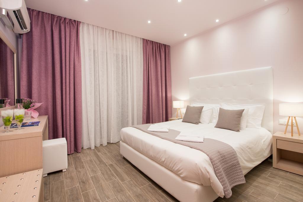 Angelica Hotel 2*