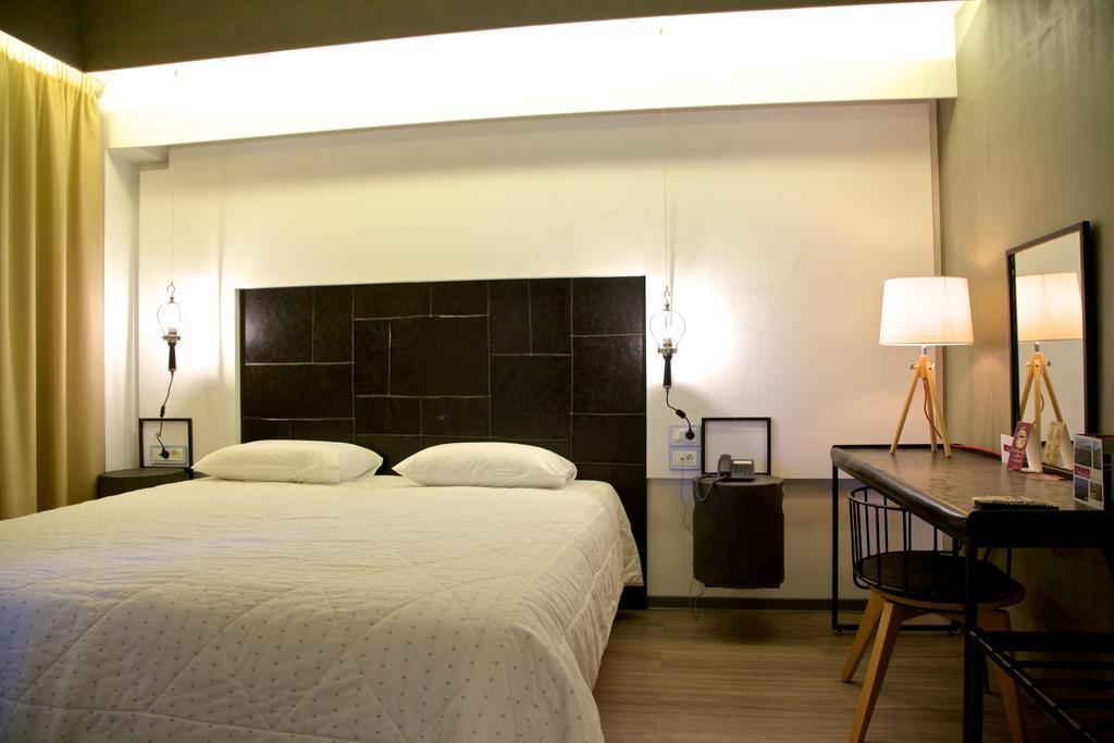 Hotel Adonis