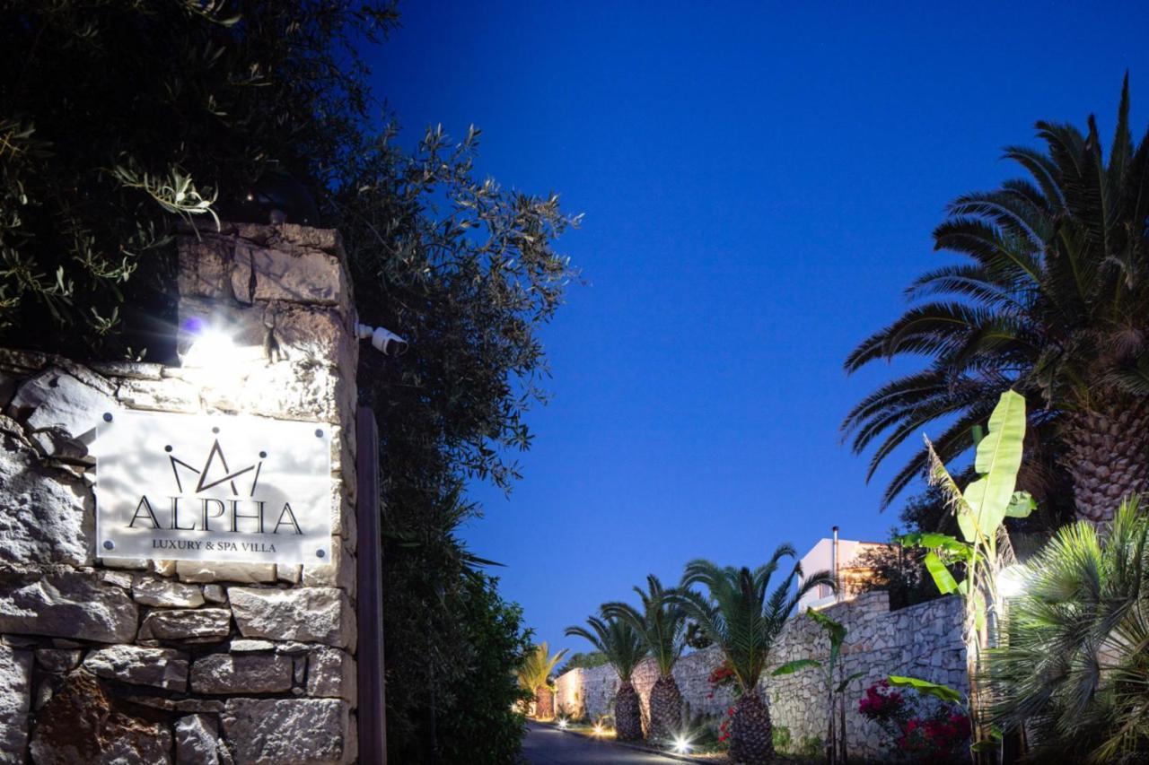 Villa Alpha Estate &
