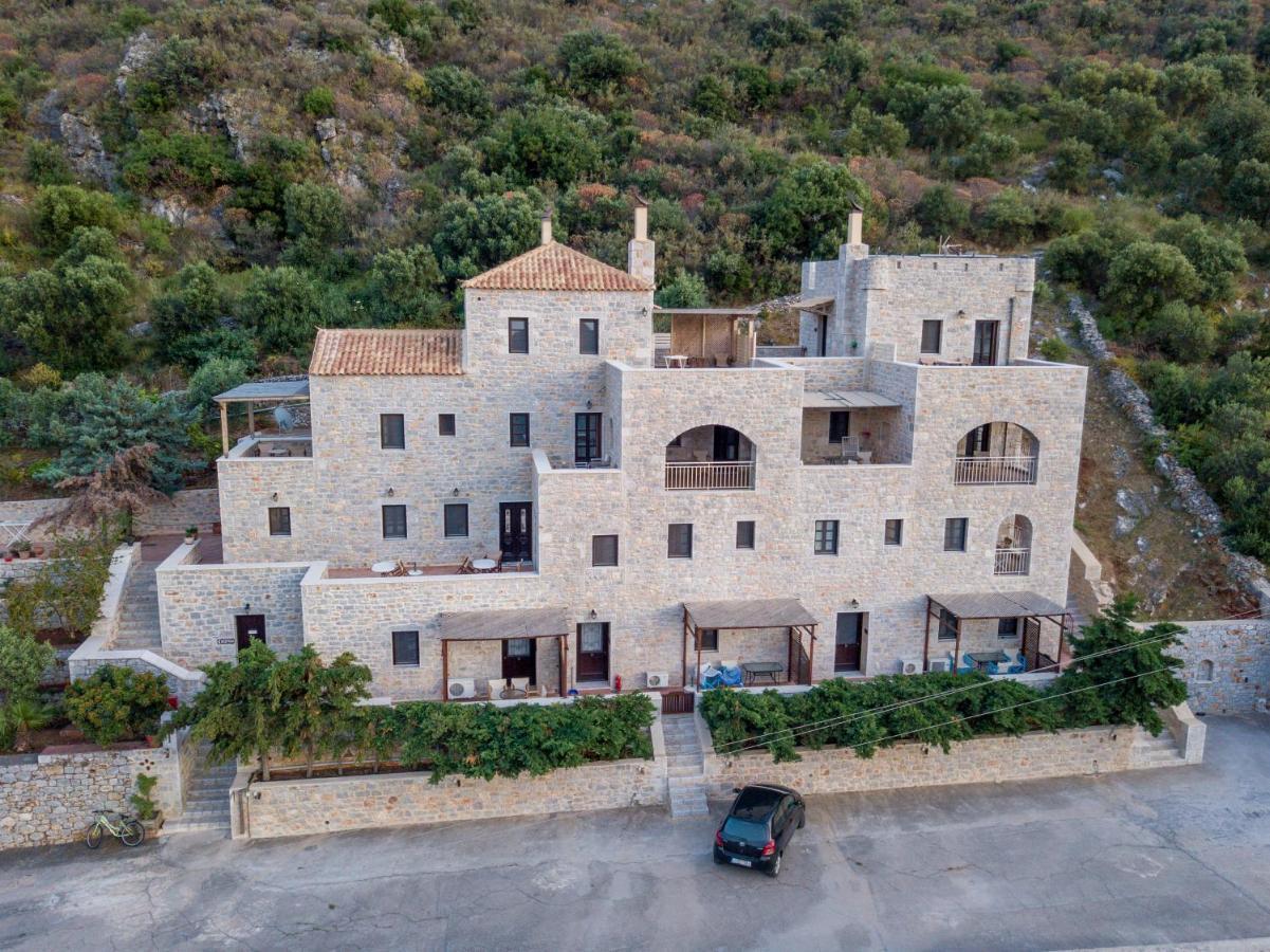 Apartment Traditional Plagiaki